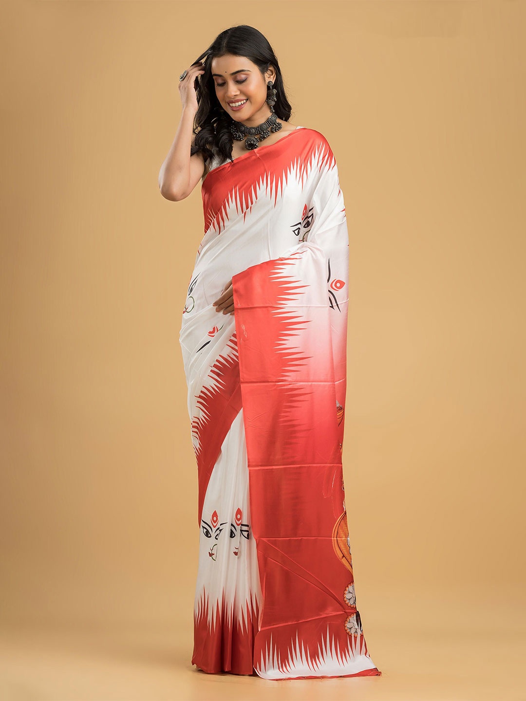 

Dheu Ethnic Motifs Printed Block Print Saree, White