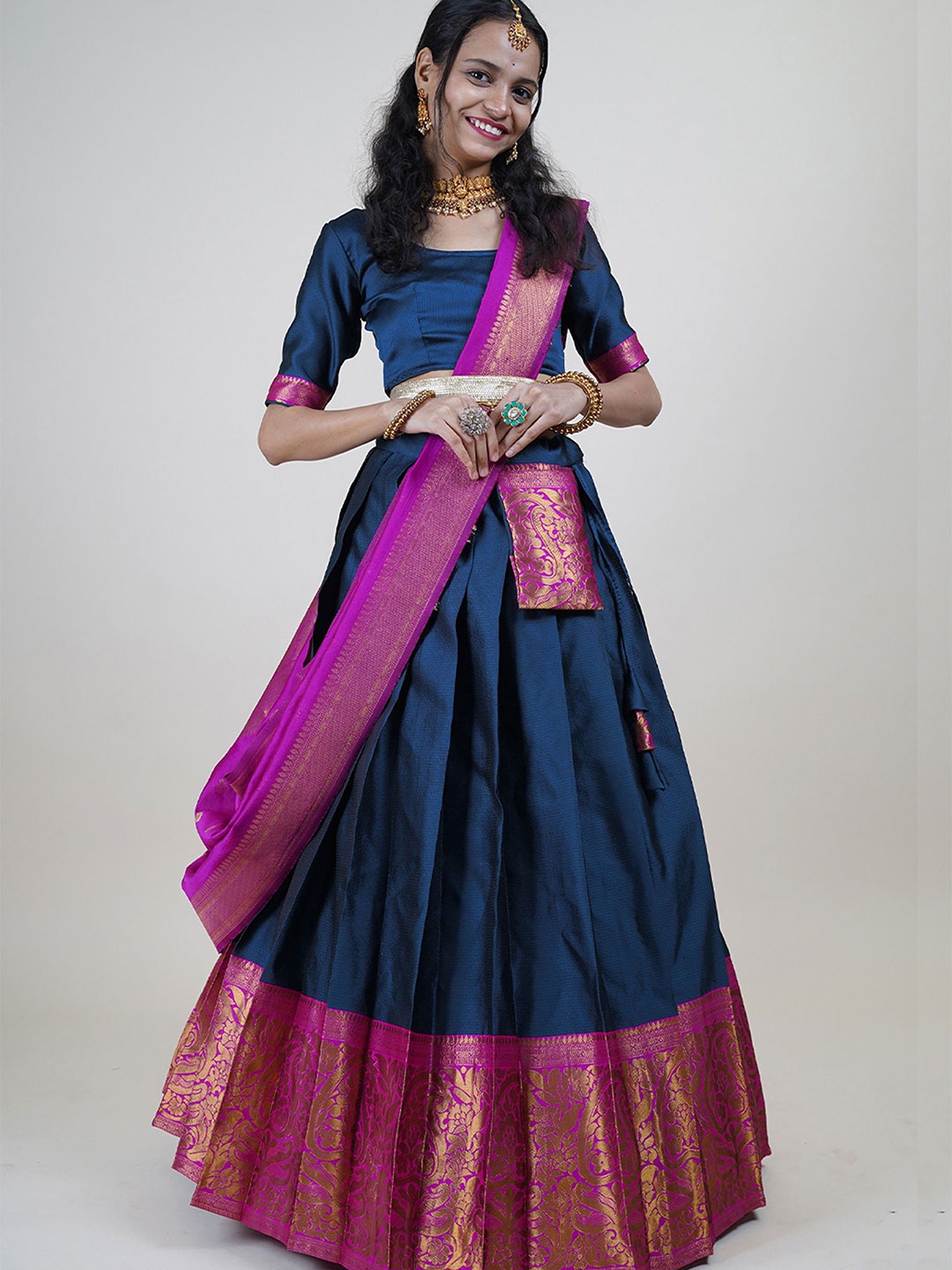 

MAGMINA Unstitched Lehenga & Blouse With Dupatta, Blue