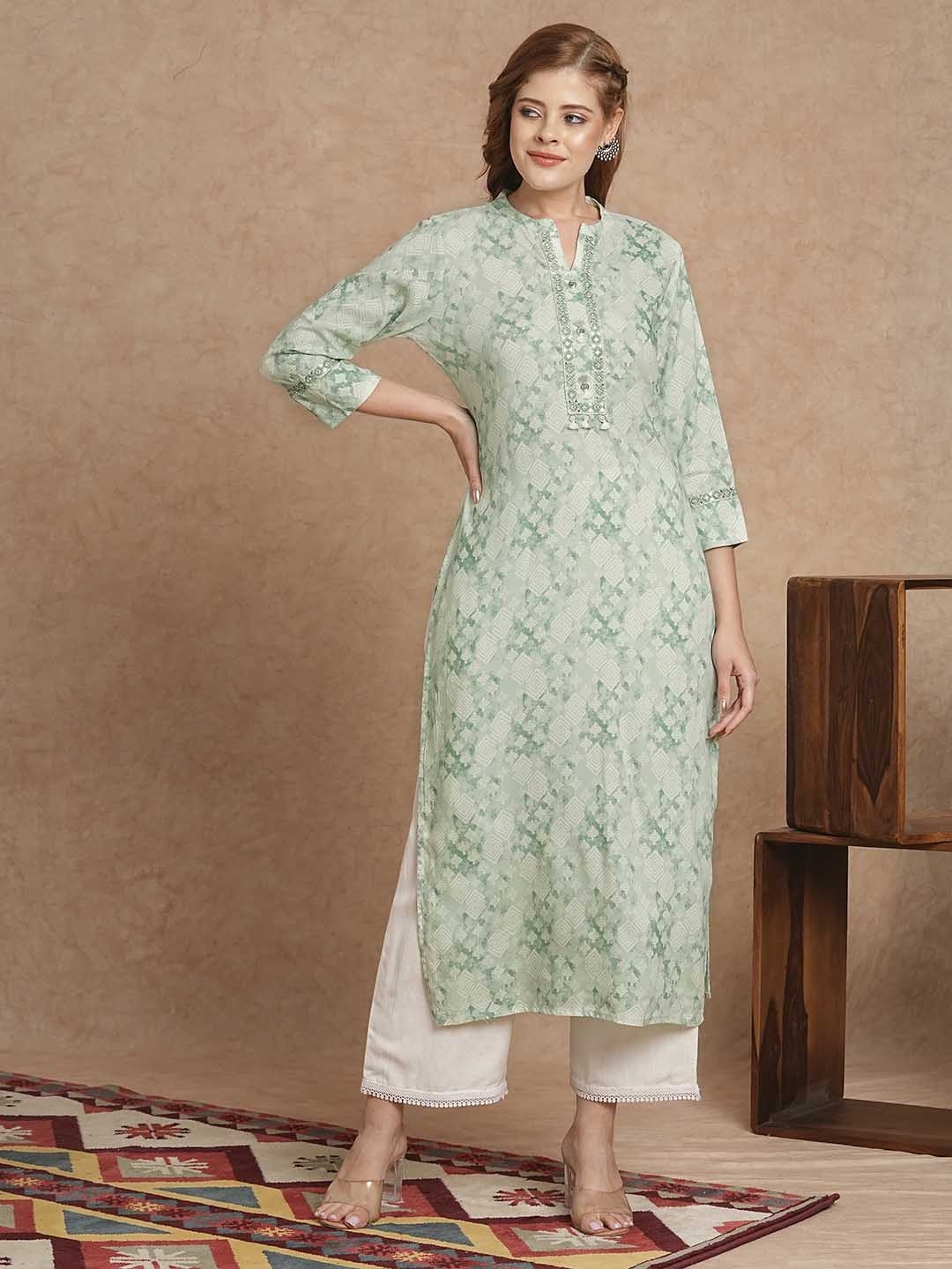 

INDYES Women Quirky Printed Thread Work Block Print Kurta, Sea green