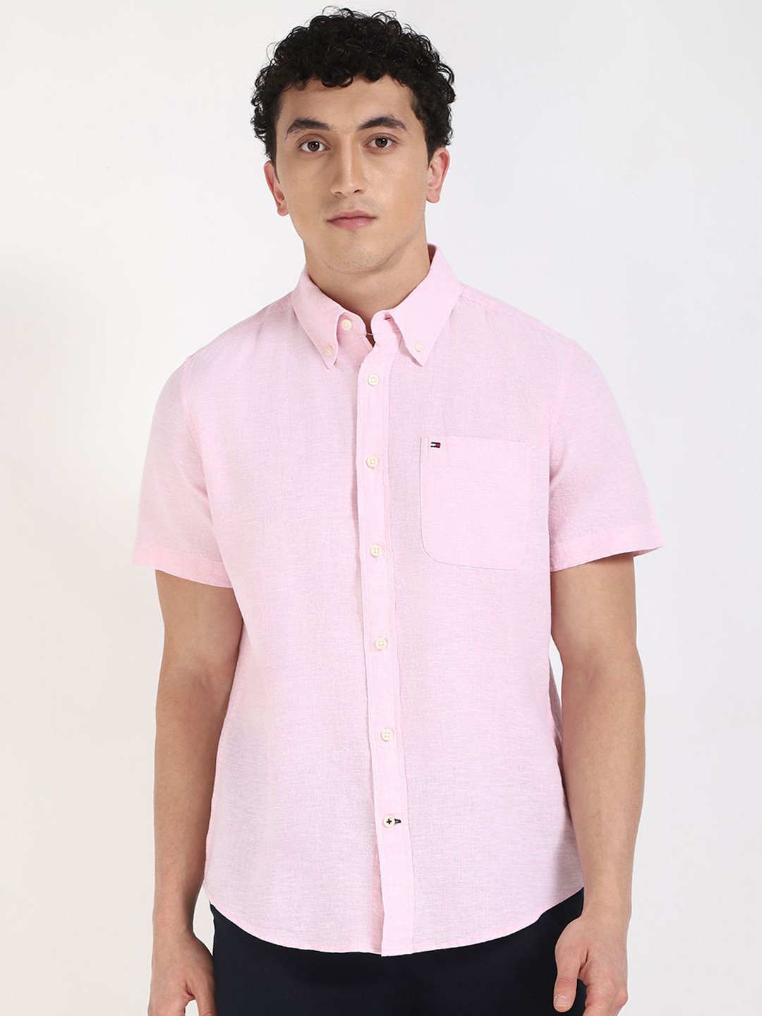 

Tommy Hilfiger Men Classic Opaque Casual Shirt, Pink