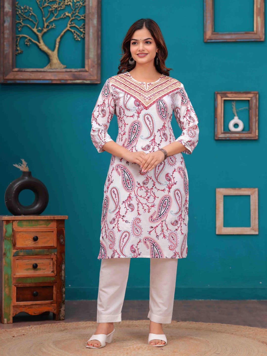 

BKApparels Women Kurta, White