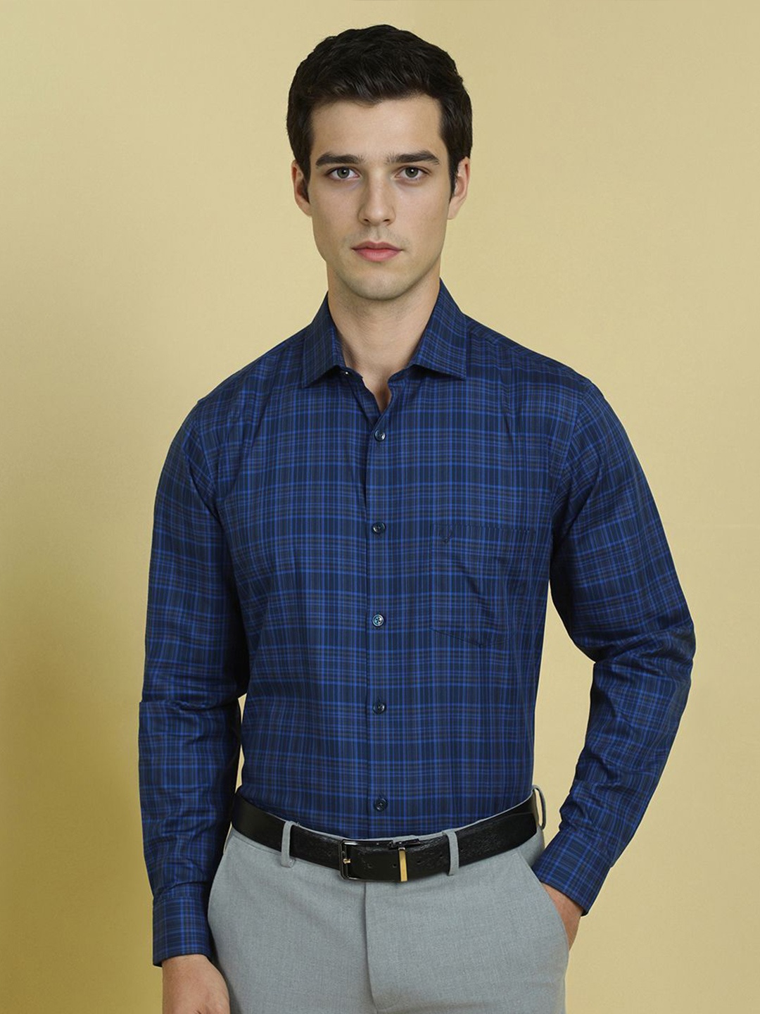 

Allen Solly Men Slim Fit Spread Collar Checked Cotton Formal Shirt, Blue