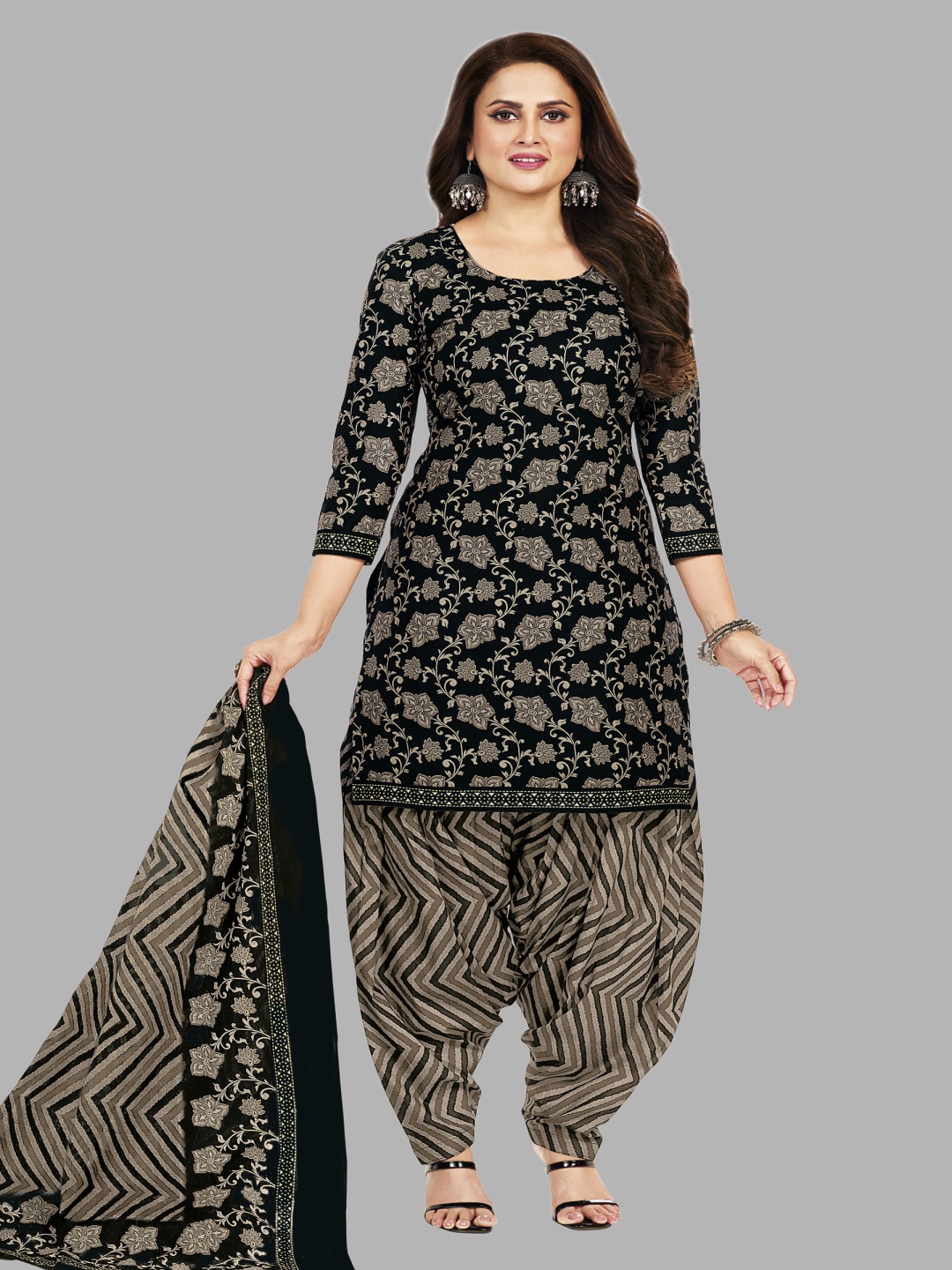 

Simmu Printed Pure Cotton Unstitched Dress Material, Black