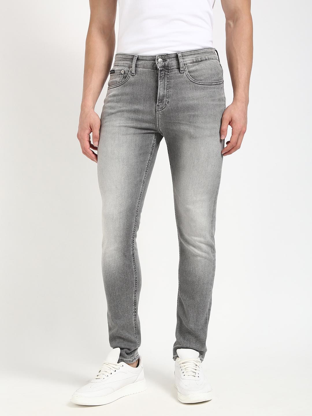 

Calvin Klein Jeans Men Skinny Fit Low Distress Heavy Fade Jeans, Grey
