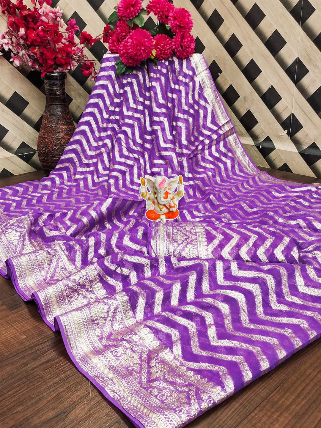 

PAYAL CREATION Striped Zari Pure Georgette Saree, Purple