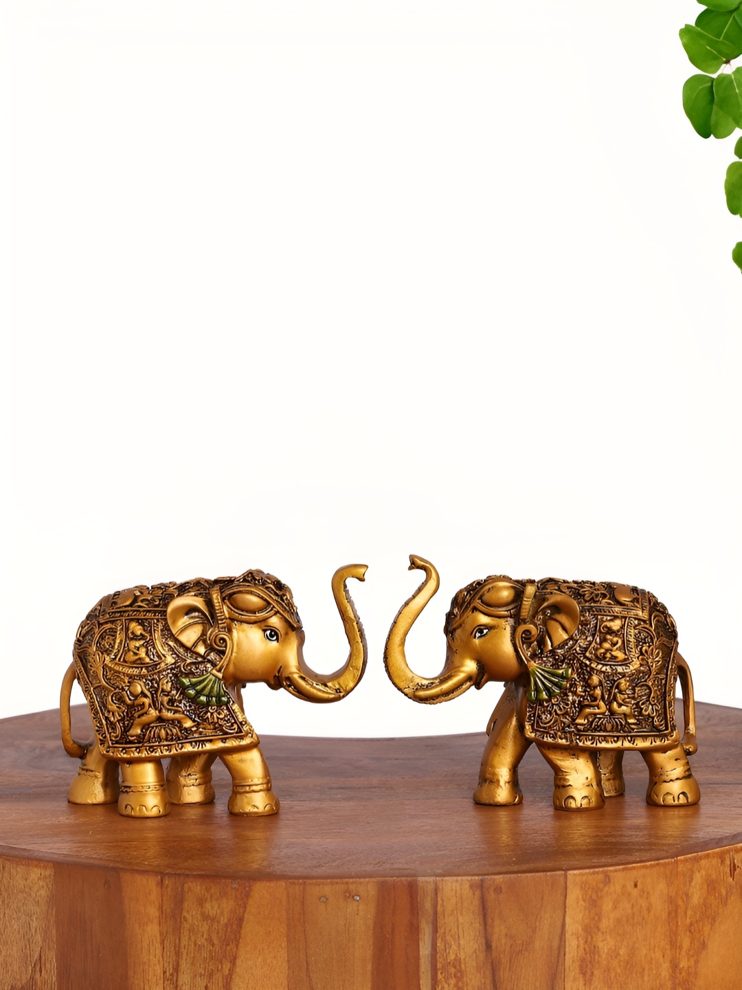 

INTERNATIONAL GIFT Gold-Toned 2 Pieces Elephant Pair Figurine Showpiece