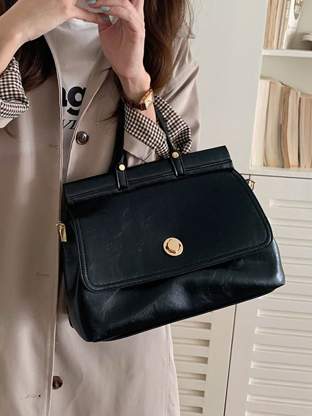 

StyleCast Bucket Shoulder Bag with Fringed, Black