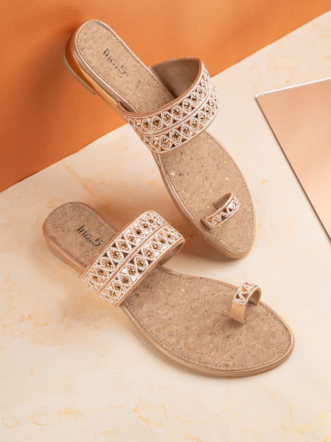 

Inc 5 Women Embellished One Toe Flats with Laser Cuts, Rose gold
