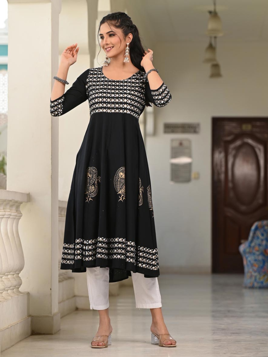 

Moda Rapido Geometric Printed Anarkali Kurta, Black