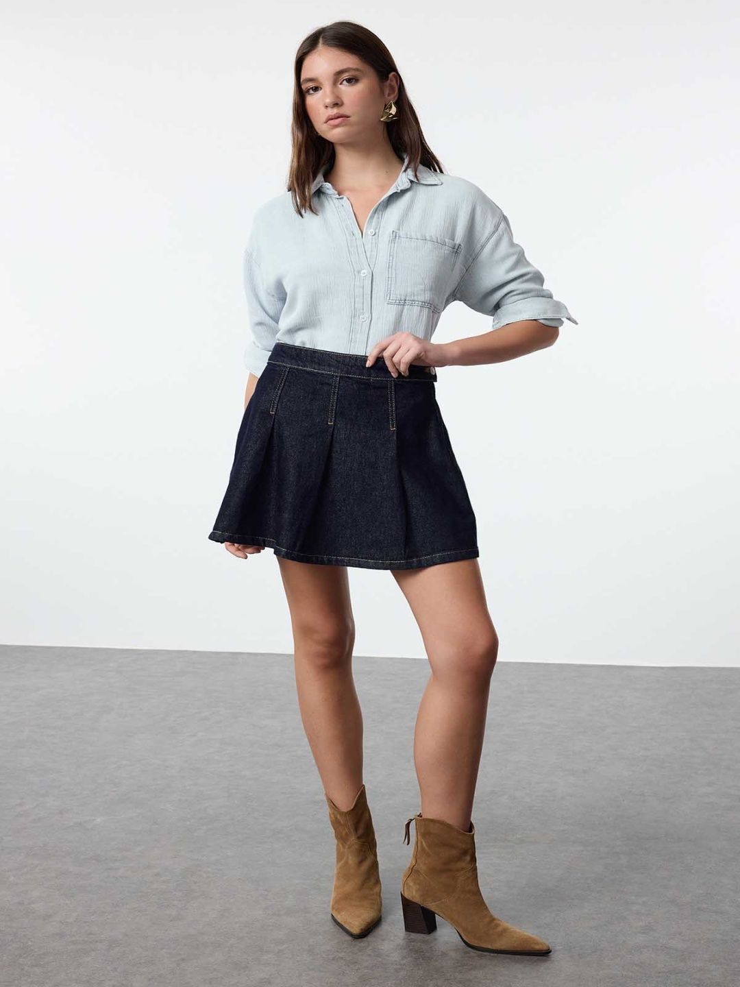 

Trendyol Women Flared Pure Cotton Mini Skirt, Navy blue