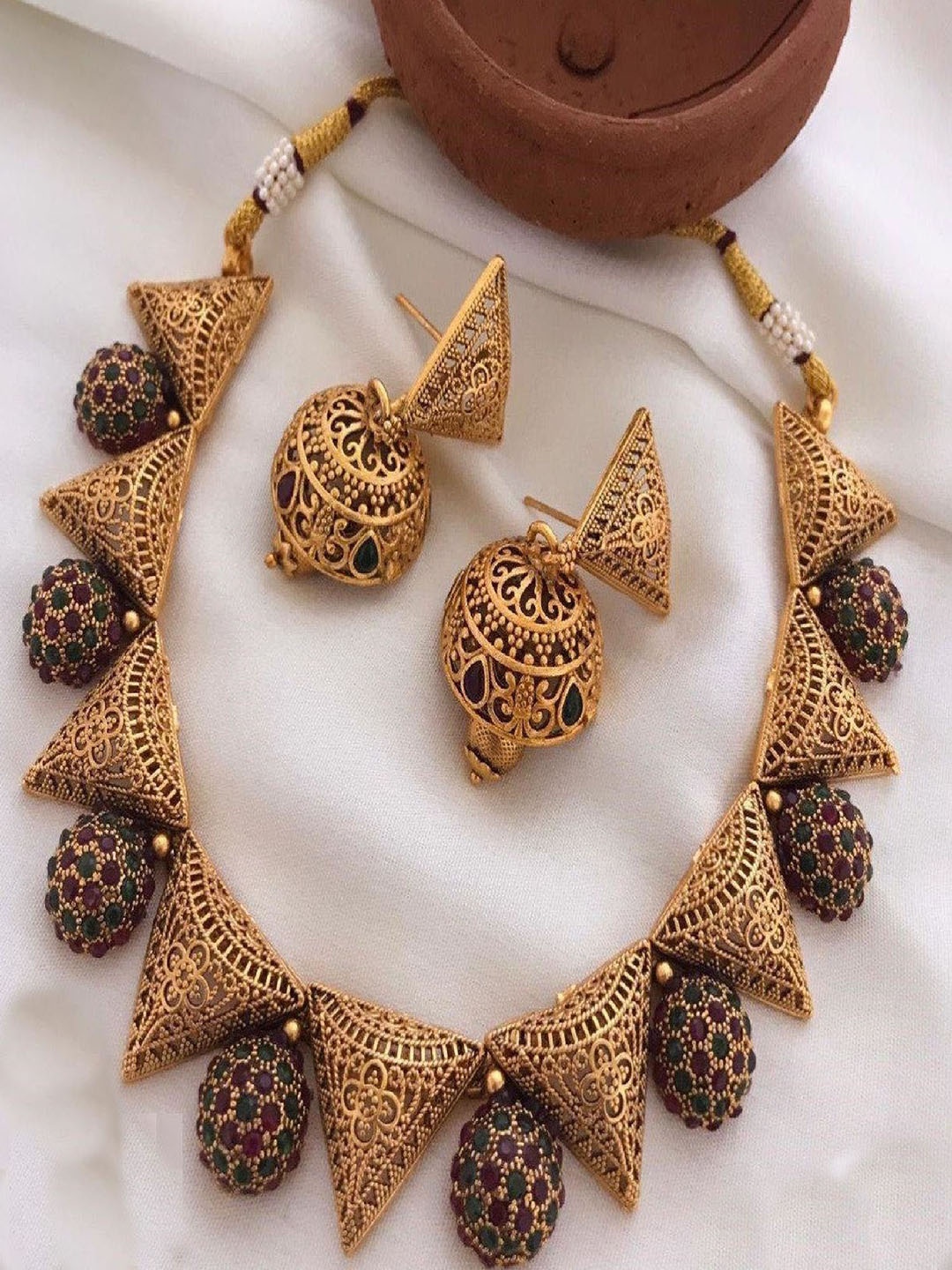 

GRIIHAM Gold-Plated Cubic Zirconia & Beaded Necklace and Earrings