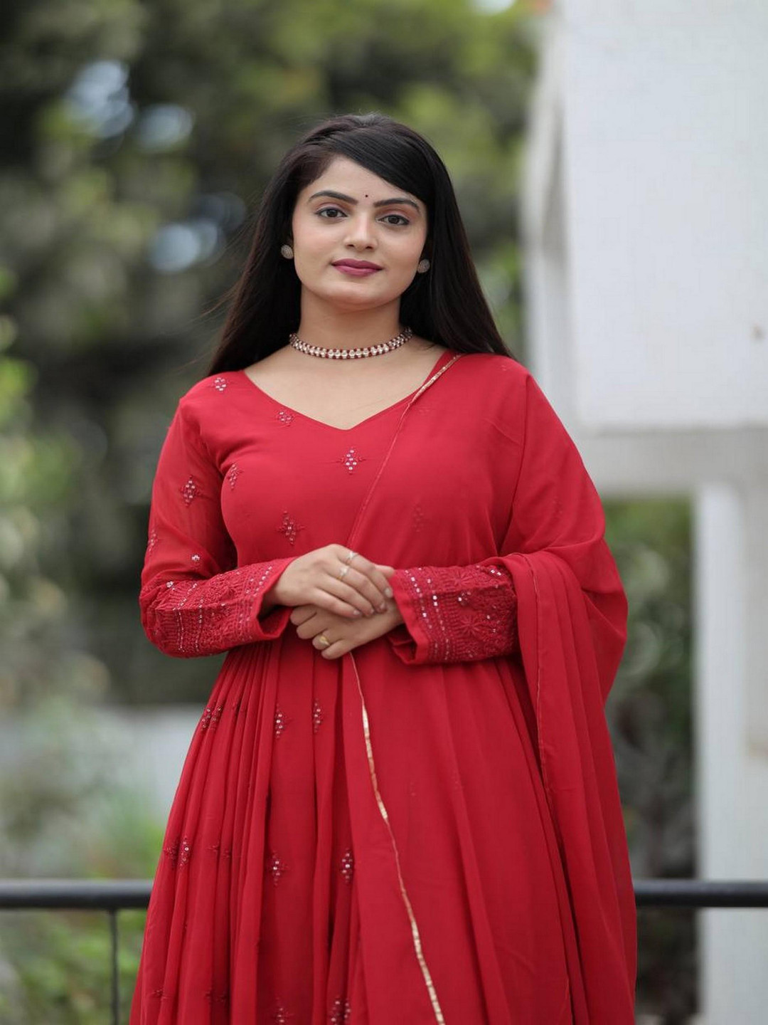 

ZEEPKART Embroidered Anarkali Kurta Trousers With Dupatta, Red
