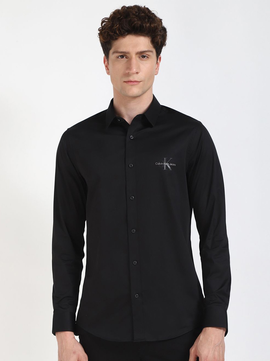 

Calvin Klein Jeans Men Slim Fit Opaque Casual Shirt, Black