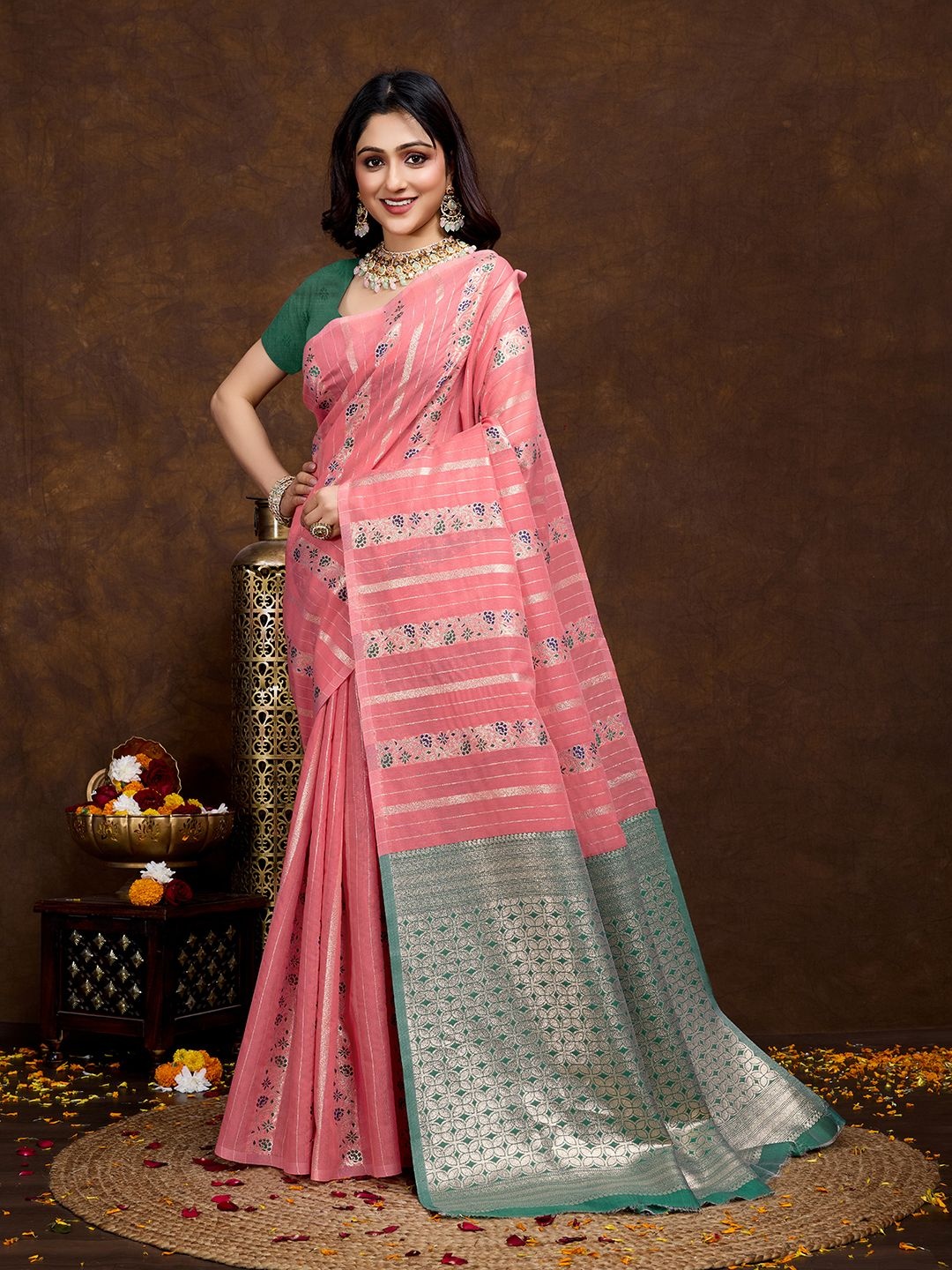 

NIWAA Woven Design Zari Chanderi Saree, Pink