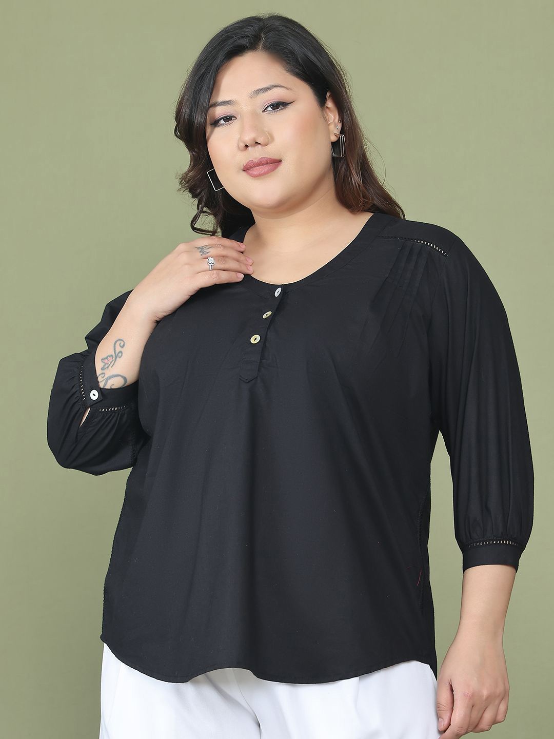 

theRebelinme Women Plus Size Cotton Woven Top, Black