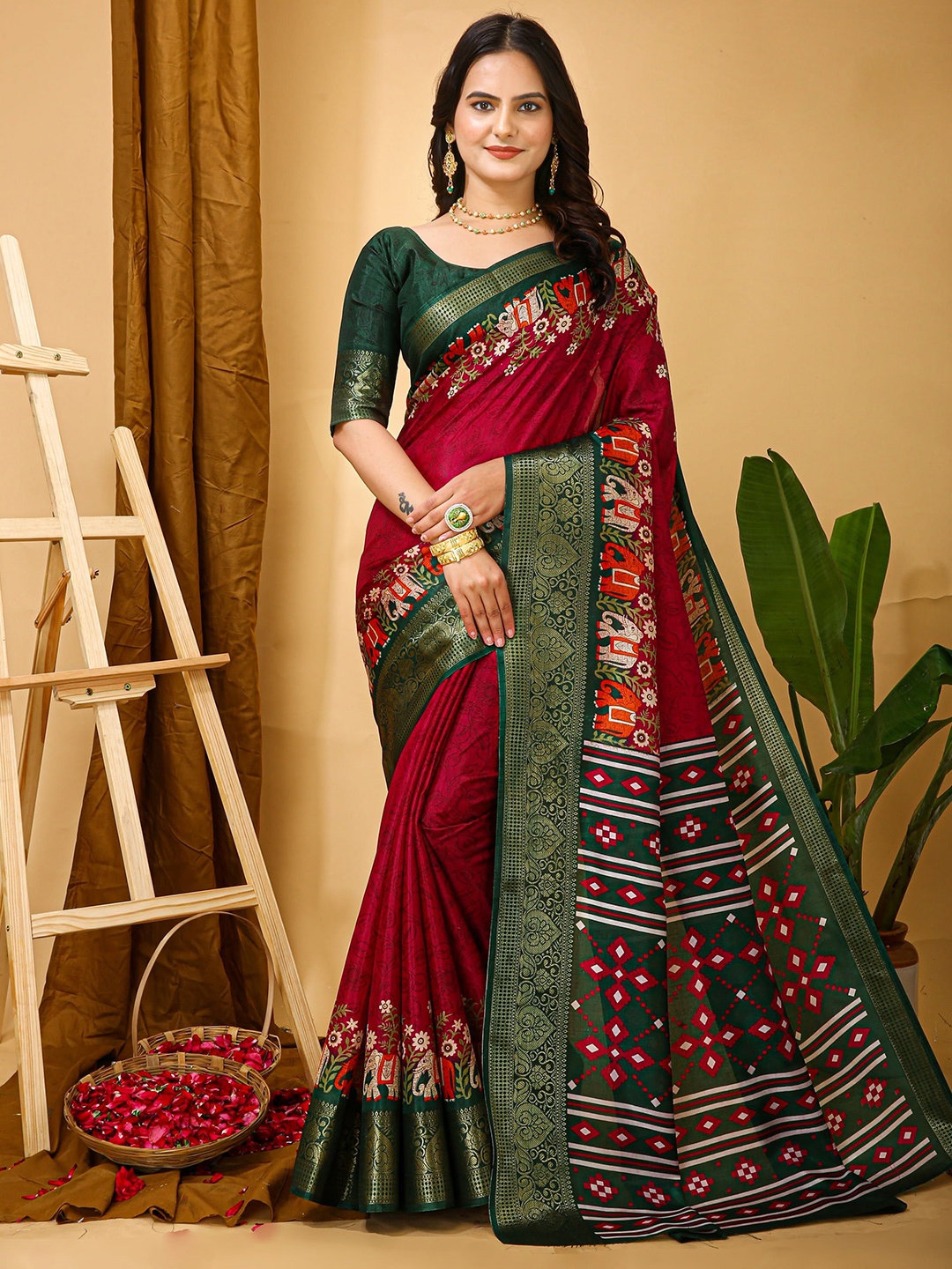 

KAYOMMI Kalamkari Kanjeevaram Saree, Red