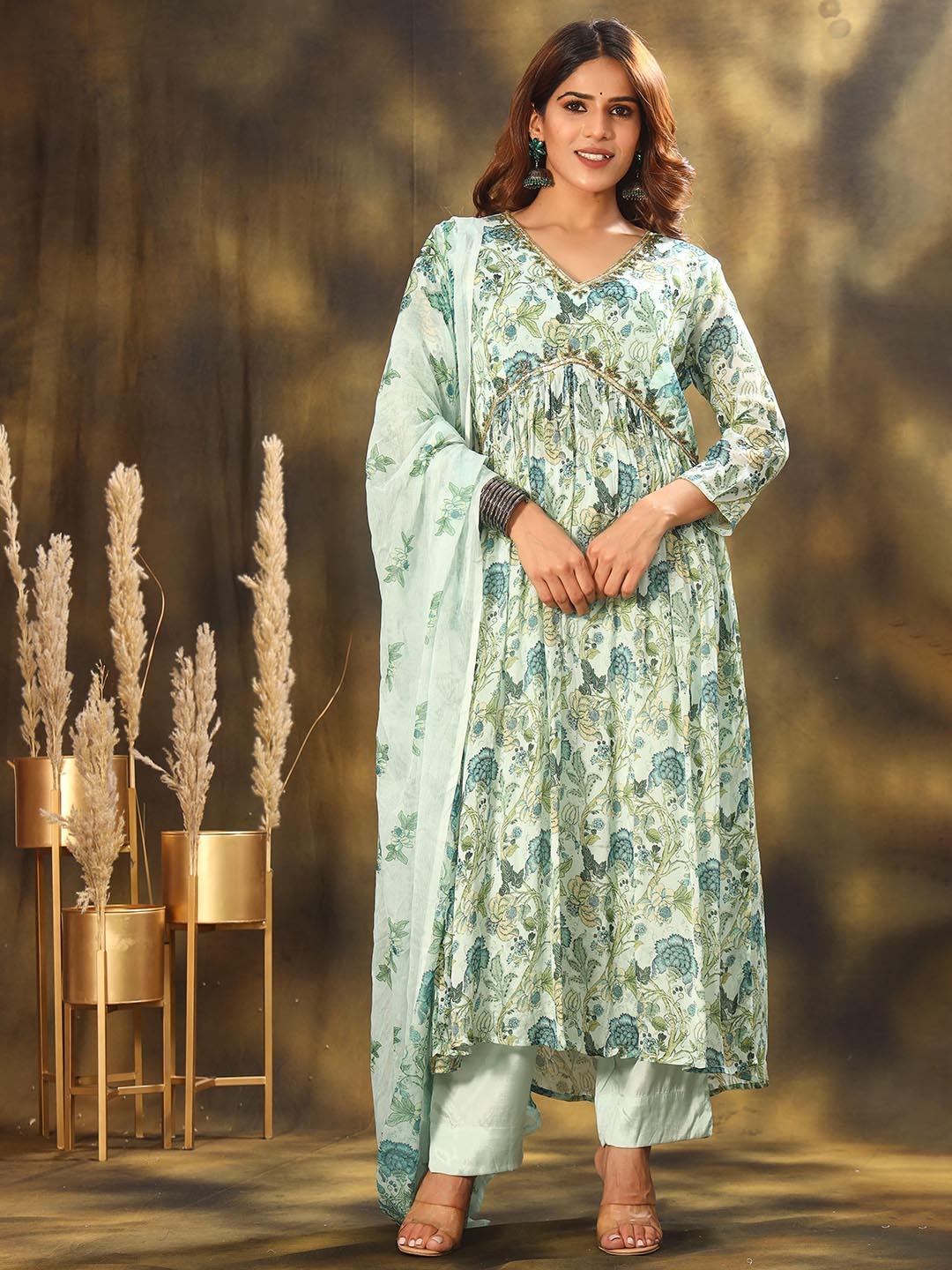 

sewingkrafts Women Floral Printed High Slit Sequinned Kurta with Palazzos & With Dupatta, Sea green