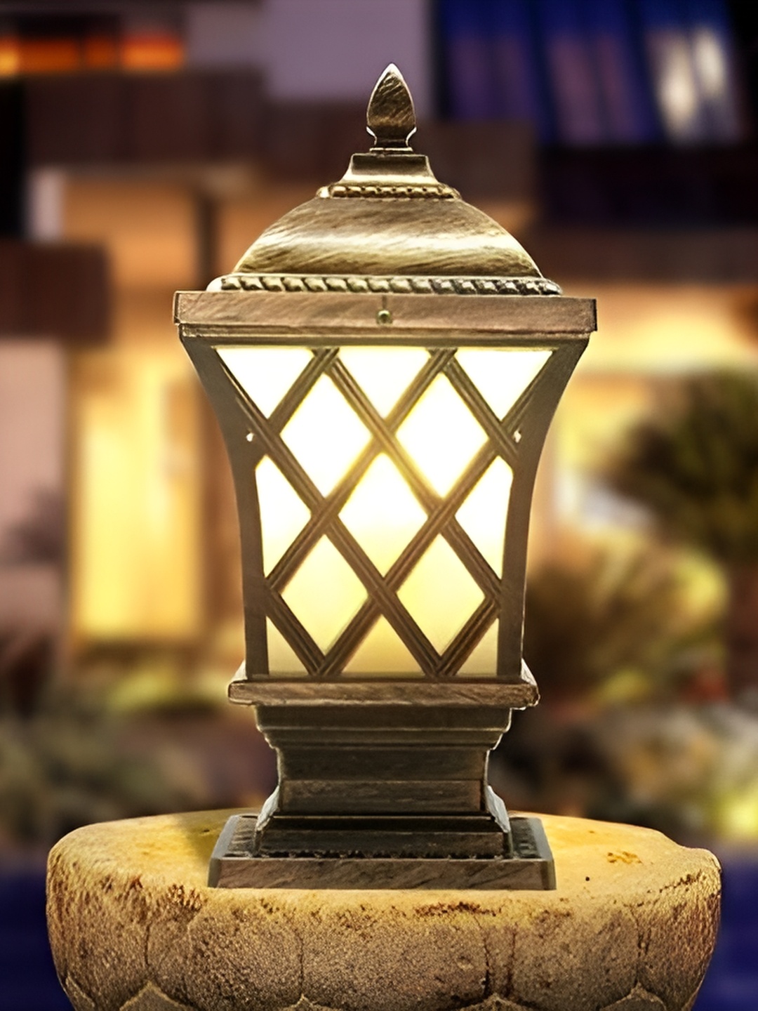 

Areezo Elegant Metallic Toned Bell Shaped Antique Outdoor Waterproof Gate Light, Gold