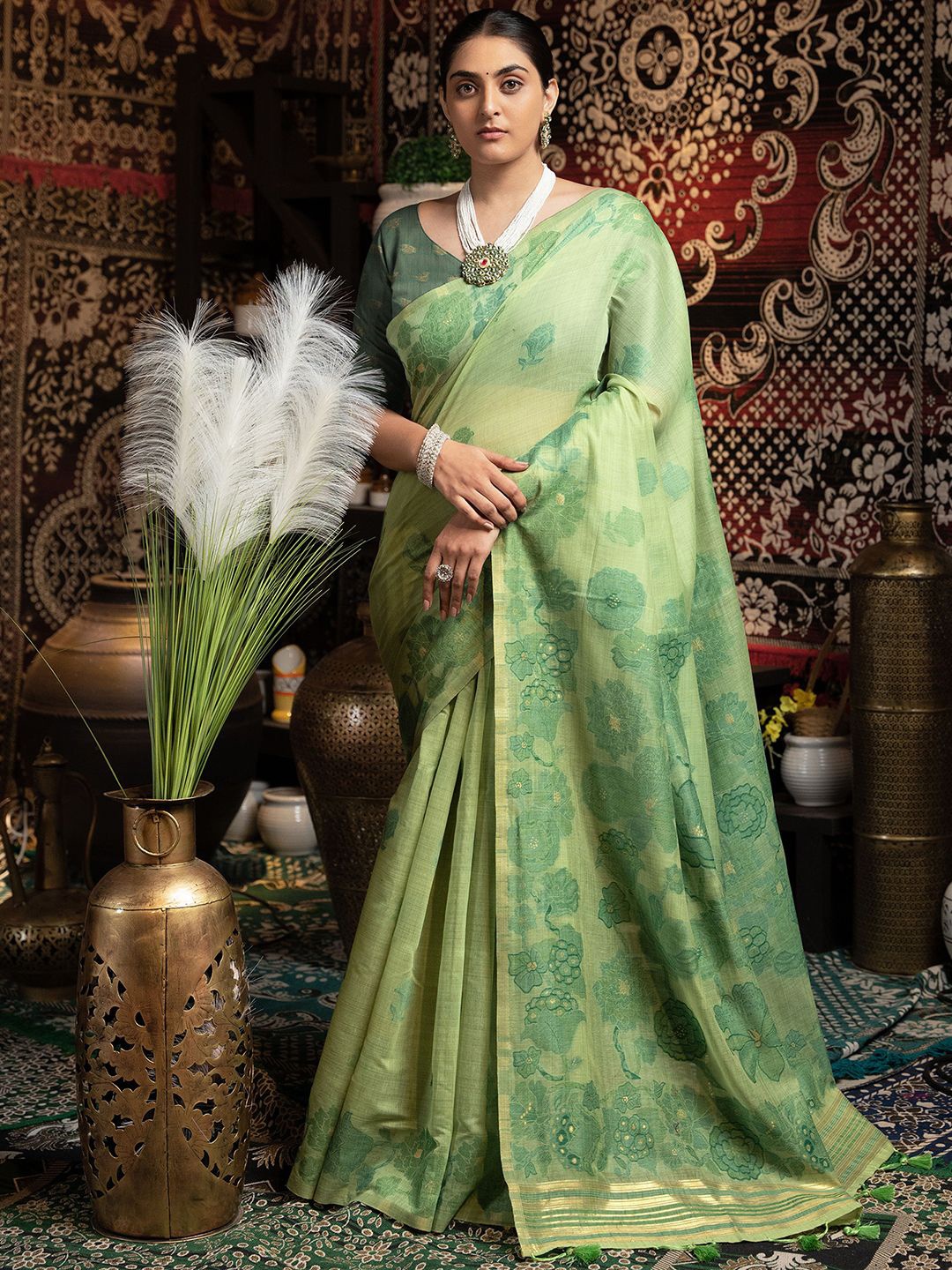 

Satrani Woven Design Zari Pure Cotton Jamdani Saree, Green