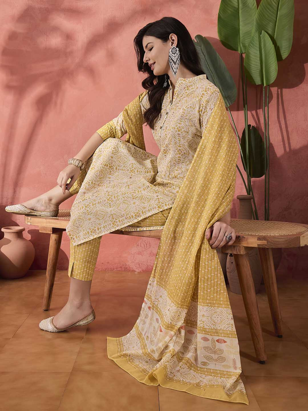 

Sangria Floral Printed Pure Cotton Kurta With Trousers & Dupatta, Yellow