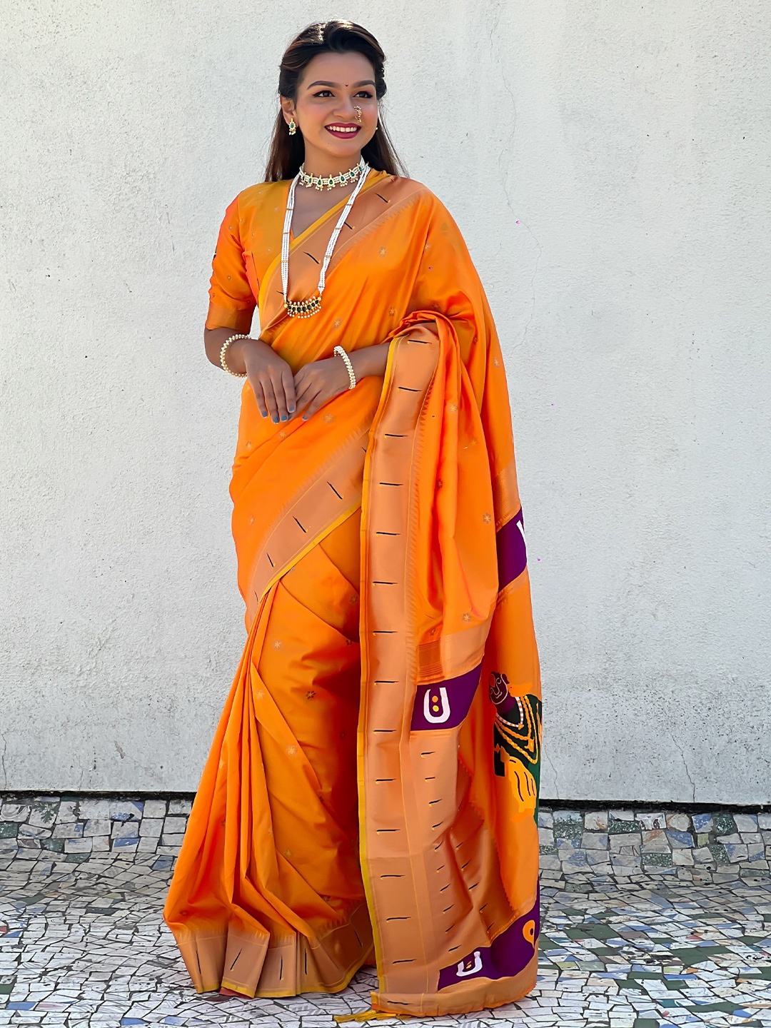 

Vintro Ethnic Motifs Zari Pure Silk Paithani Saree, Orange