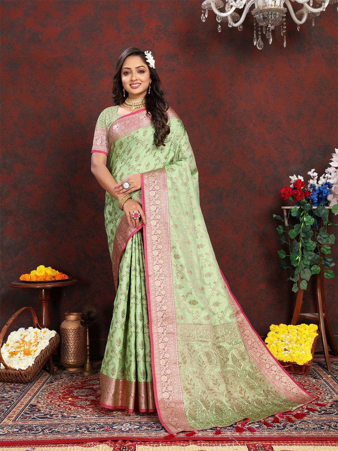 

LeeliPeeri Designer Ethnic Motifs Blend Saree, Green