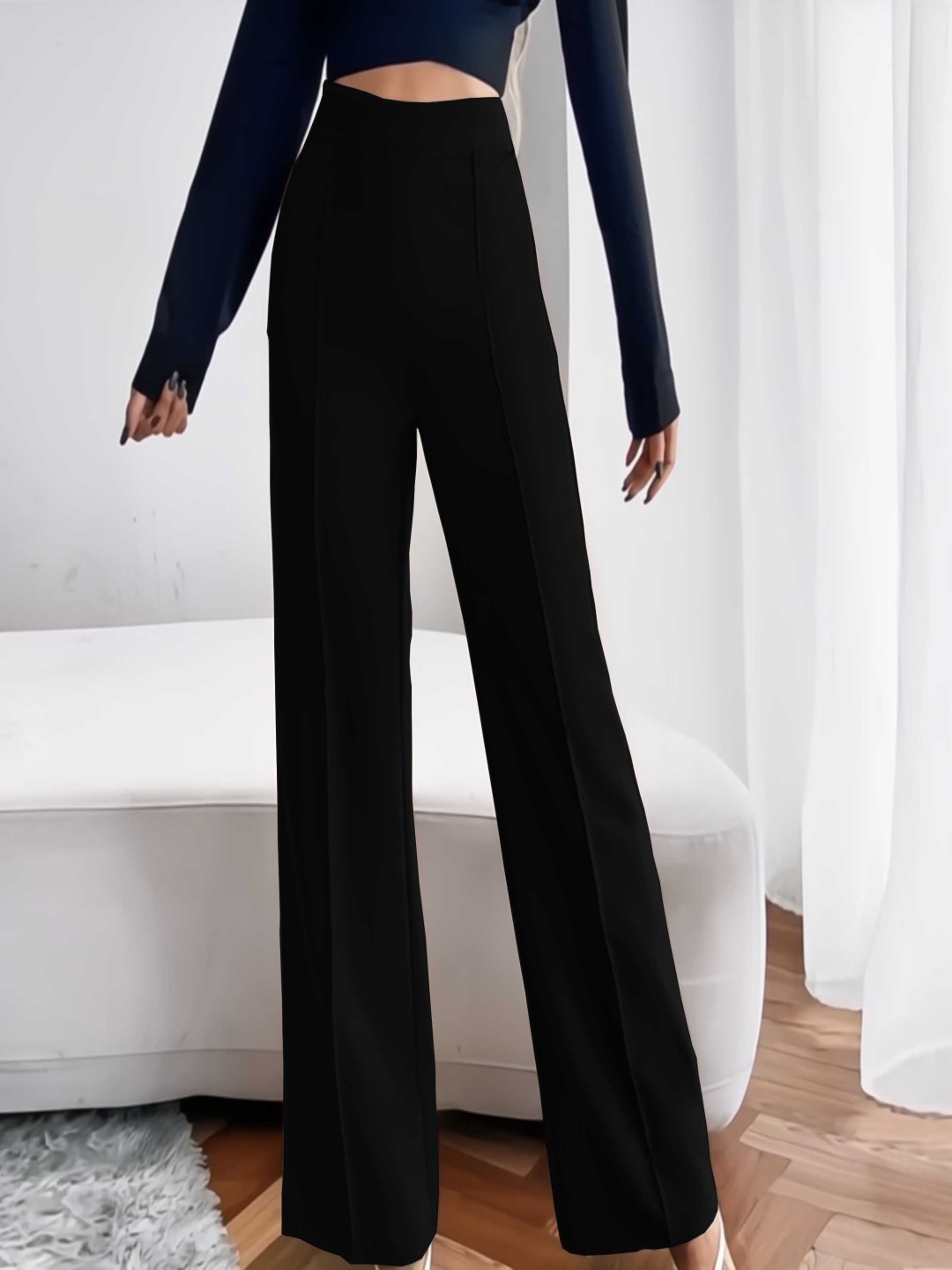 

Kushi Flyer Women Regular Fit Regular Trousers, Black