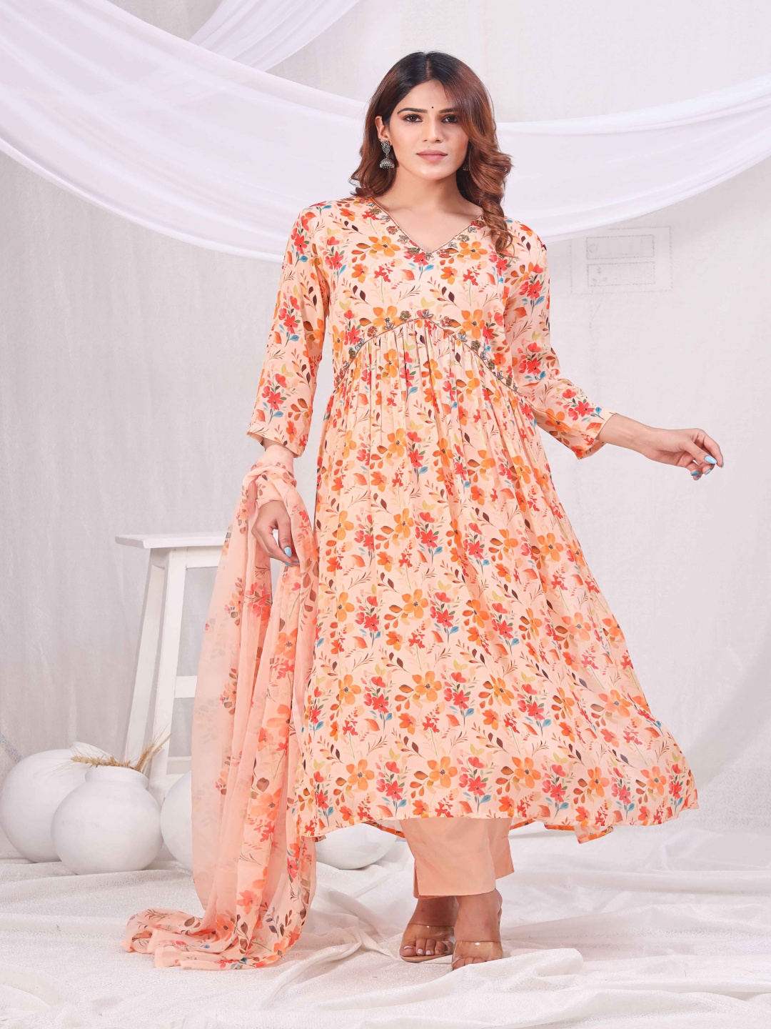 

sewingkrafts Women Floral Printed High Slit Sequinned Kurta with Trousers & With Dupatta, Peach