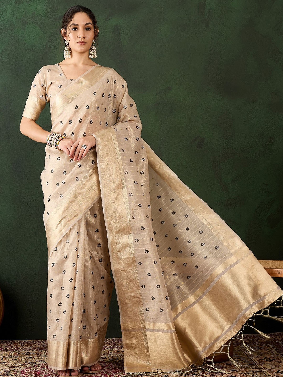 

Mitera Woven Design Zari Organza Banarasi Saree, Beige