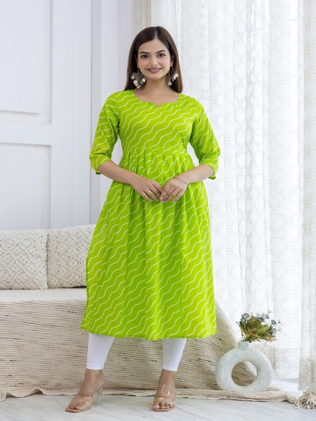 

UNIFY FASHION Bandhani Printed Notch Neck Pure Cotton Anarkali Kurtas, Green