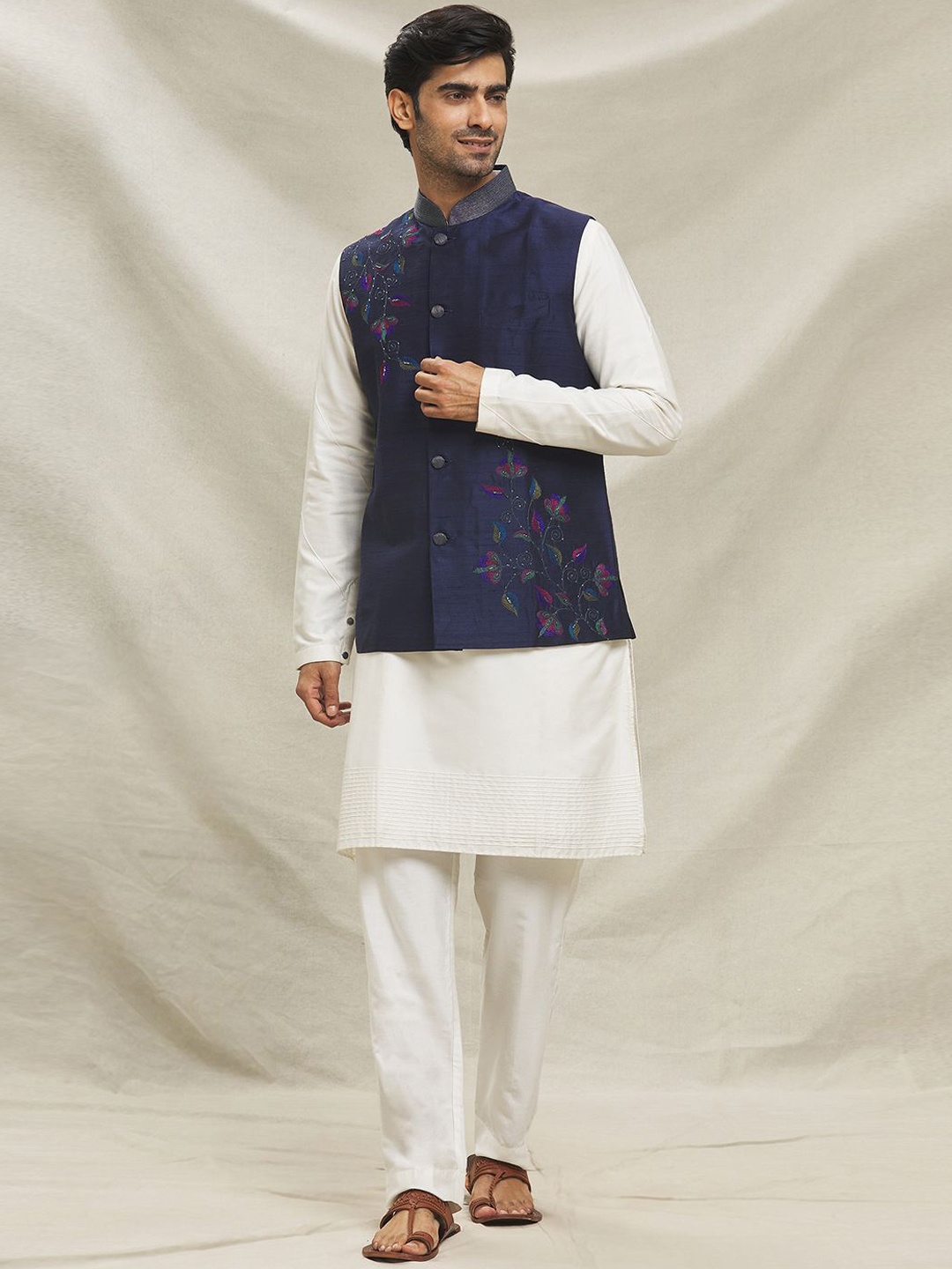 

Arihant Rai Sinha Men Regular Raw Silk Kurta with Trousers, Blue