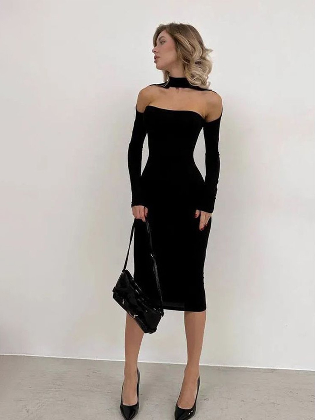 

LULU & SKY Off-Shoulder Bodycon Midi Dress, Black