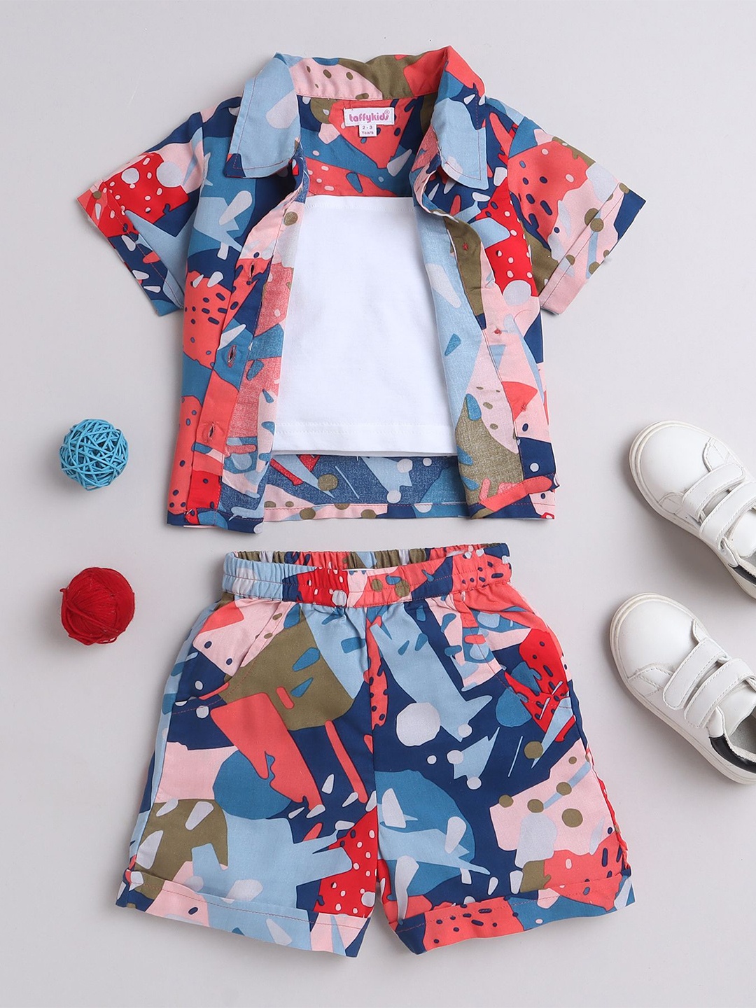 

taffykids Girls Shoulder Straps Top With Shorts With Shirt, Red