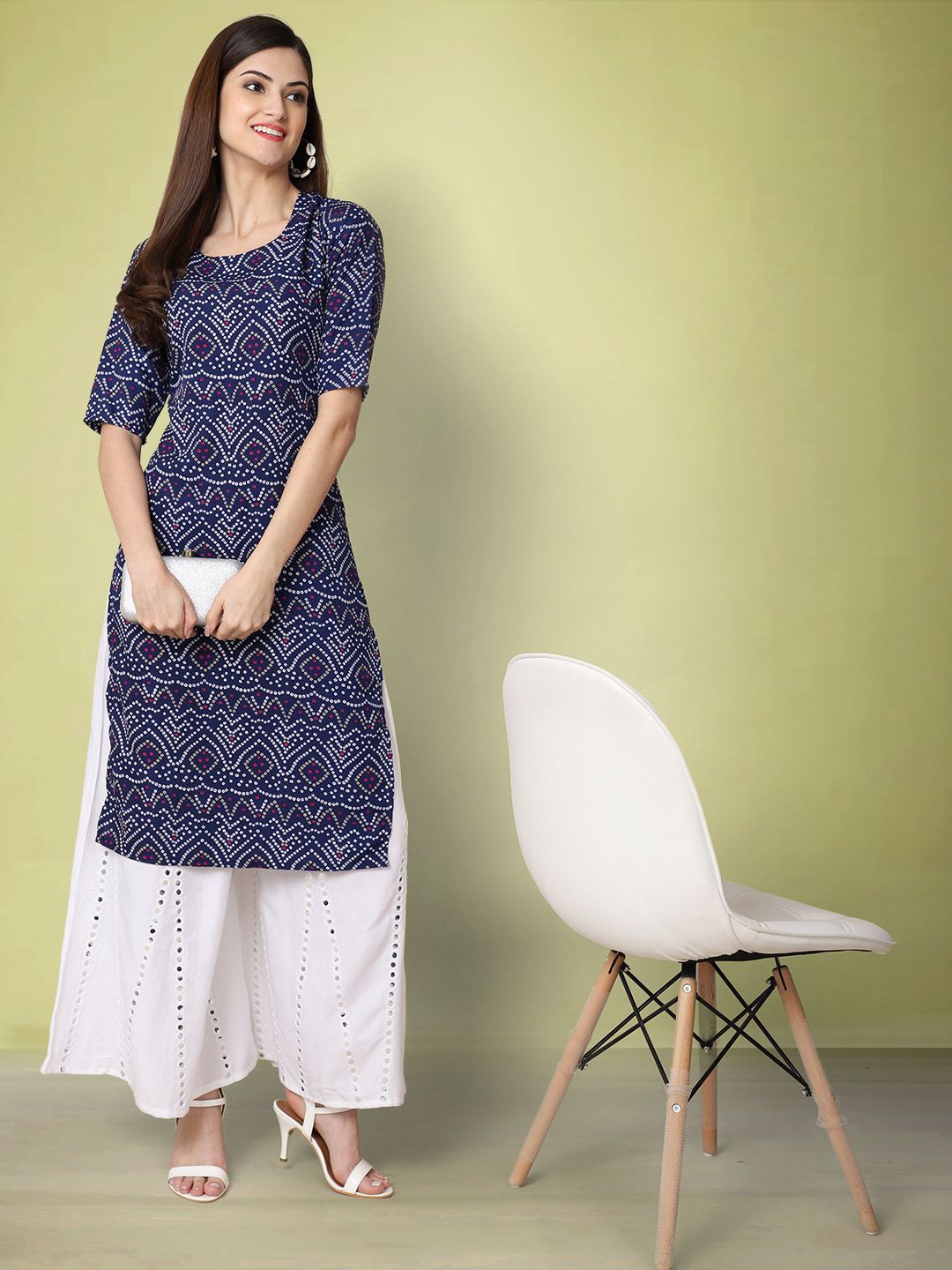 

Moda Rapido Bandhani Printed Round Neck Straight Kurtas, Blue