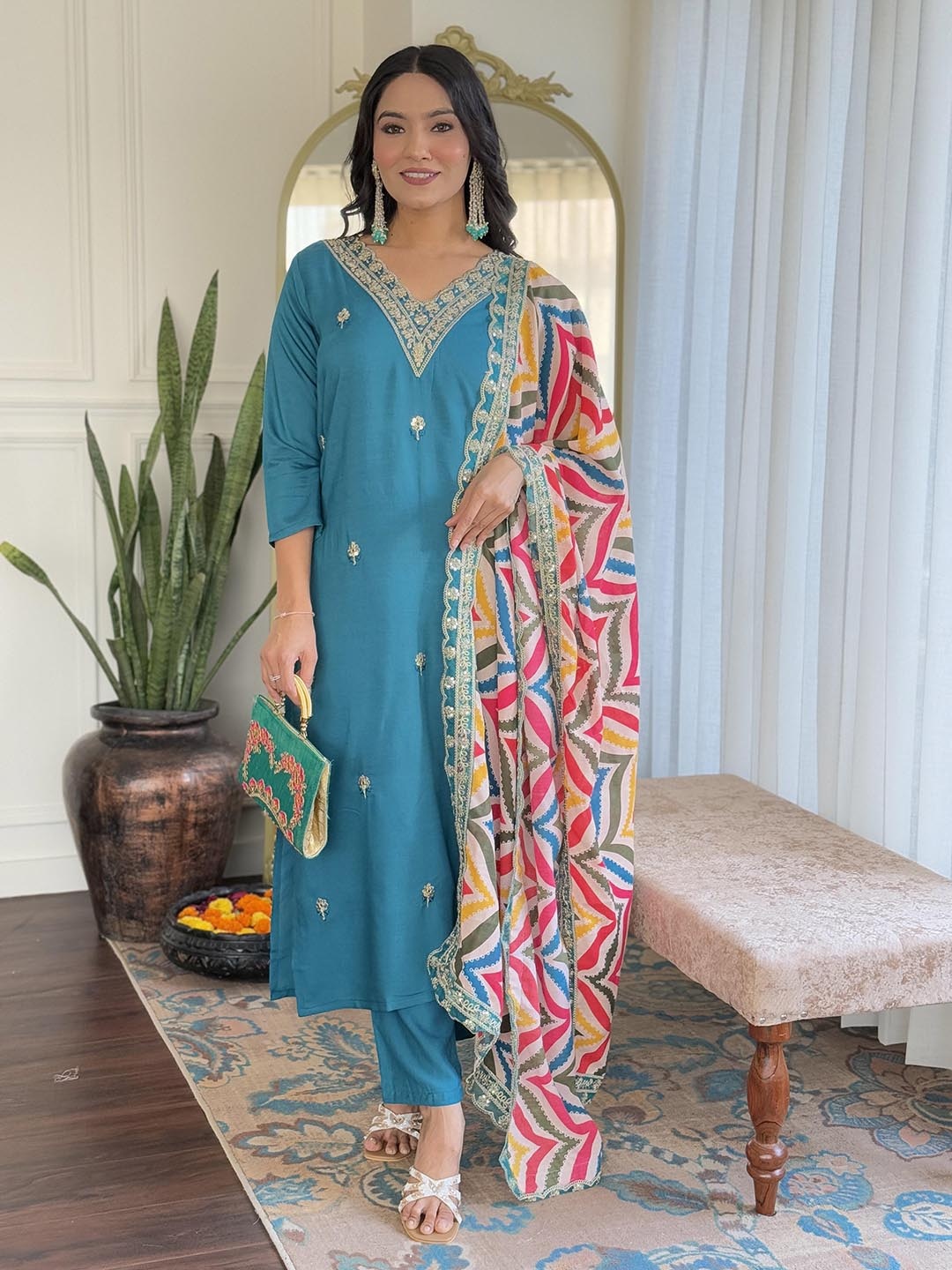 

SHOPONBIT Floral Embroidered V-Neck Sequinned Straight Kurta With Trousers & Dupatta, Turquoise blue