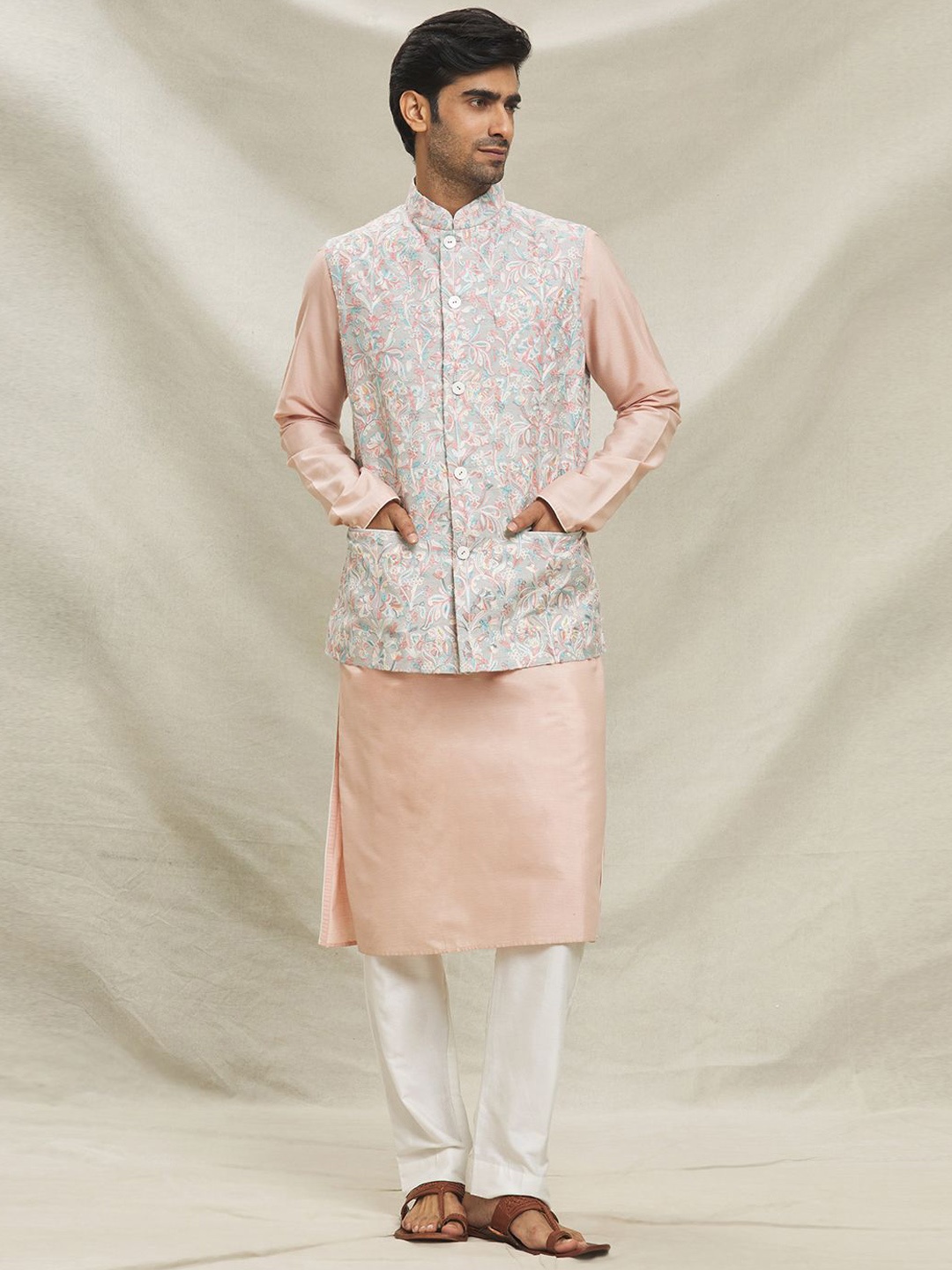 

Arihant Rai Sinha Men Regular Kurta with Trousers, Pink