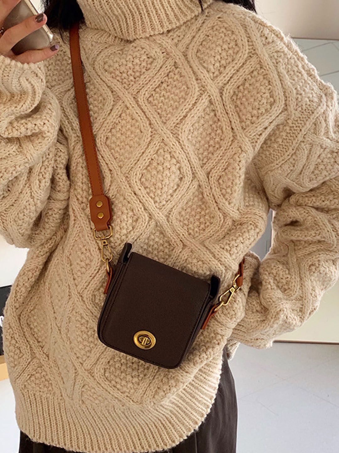 

StyleCast Bucket Shoulder Bag with Tasselled, Brown