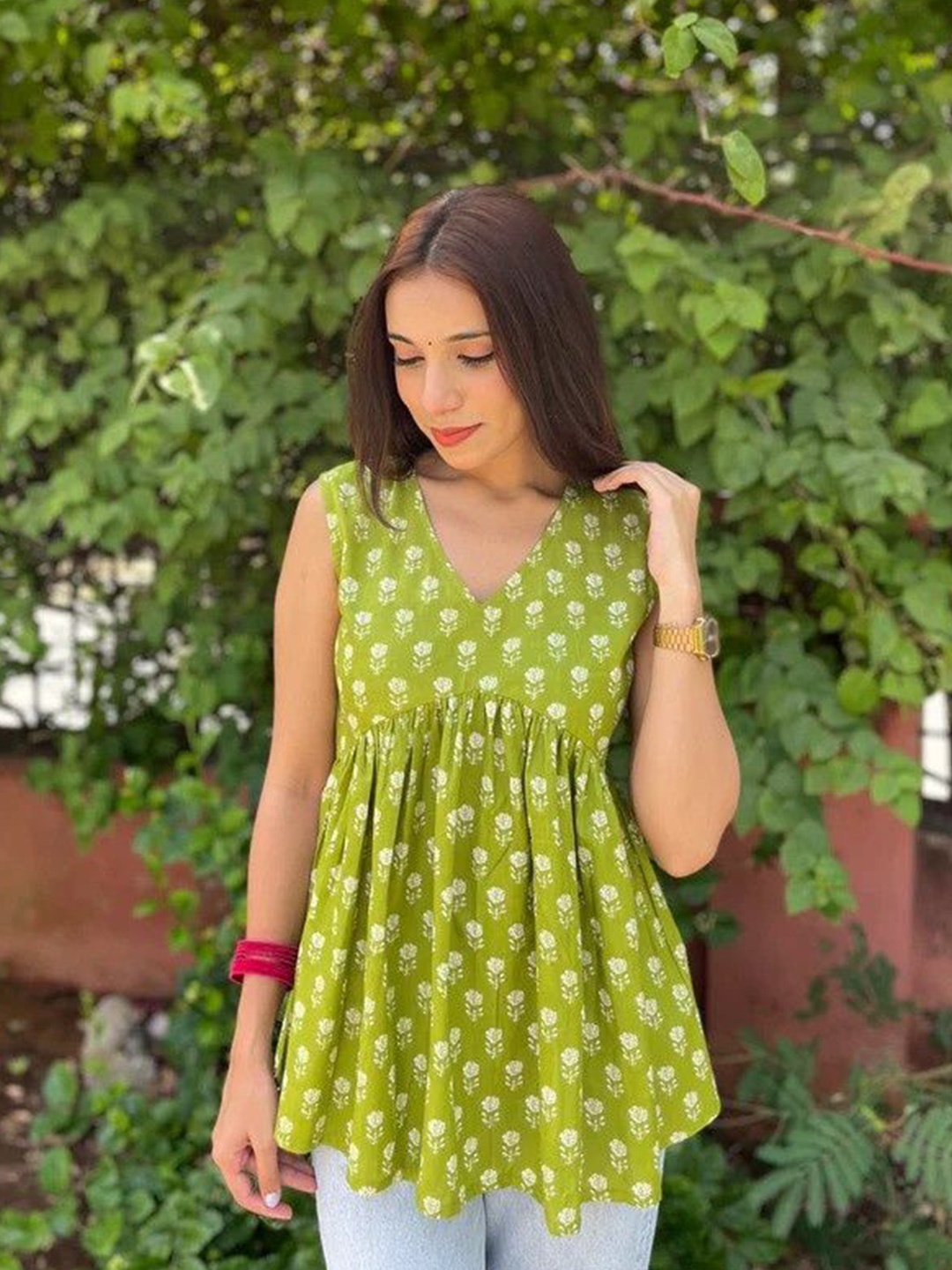 

JONAYA Women Ethnic Motifs Printed Cotton Empire Top, Green