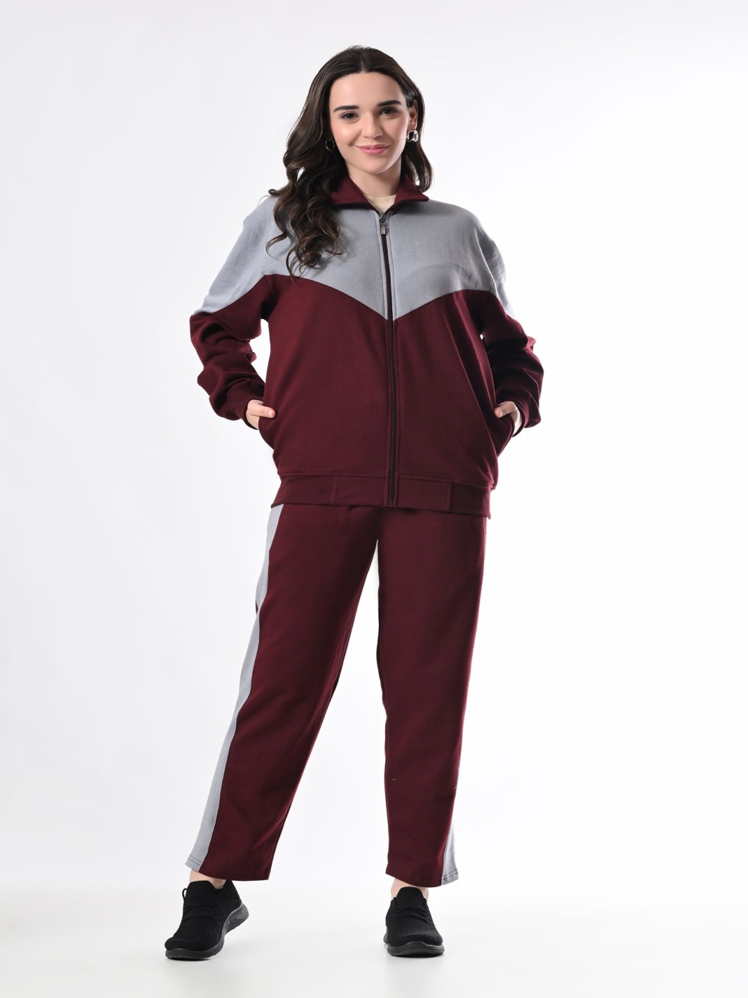 

BAESD Women Mock Collar Tracksuit, Maroon