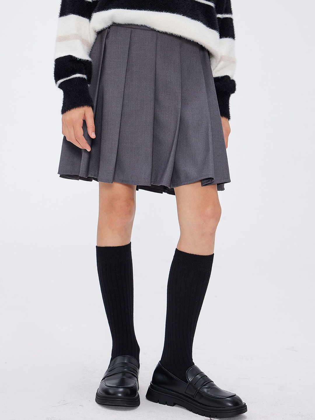 

LULU & SKY A-Line Knee Length Skirt, Grey