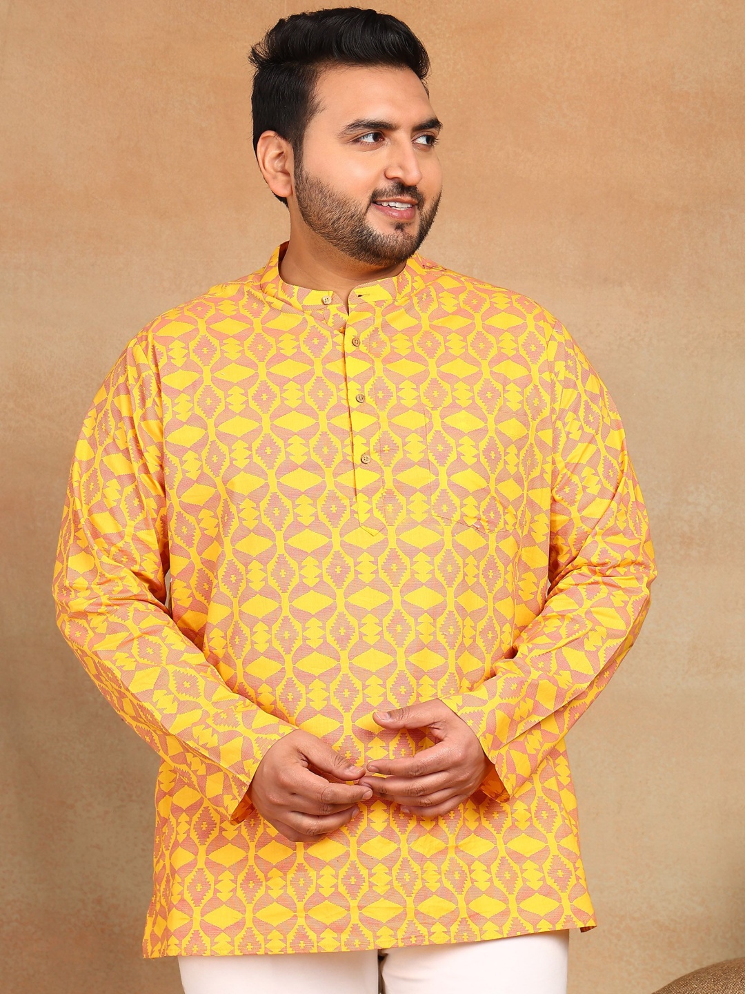 

Sztori Plus Size Men Geometric Printed Mandarin Collar Straight Kurta, Yellow