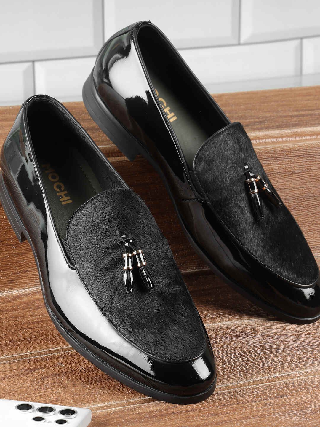 

Mochi Men Leather Formal Loafers Shoes, Black