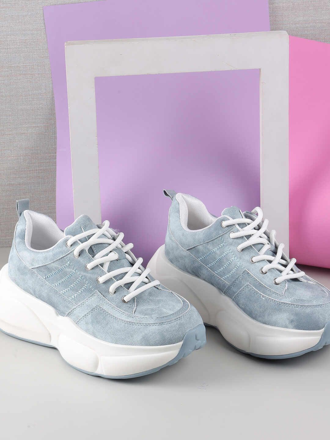

Mochi Women Textured Sneakers, Blue