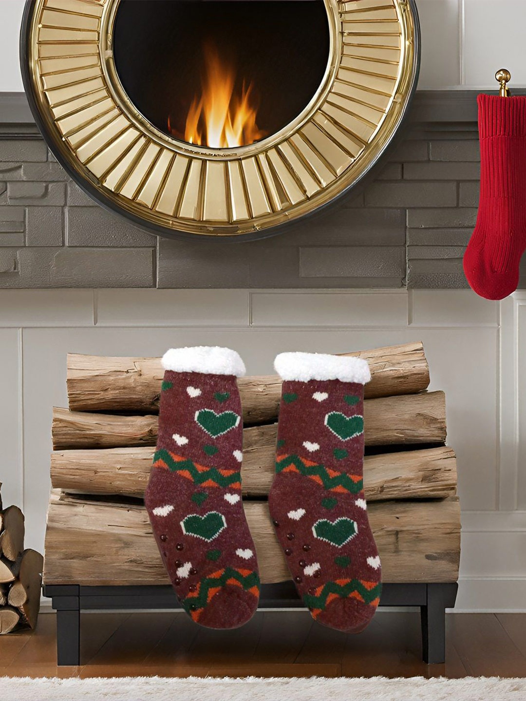 

Butterthief Unisex Kids Patterned Sherpa Socks, Maroon