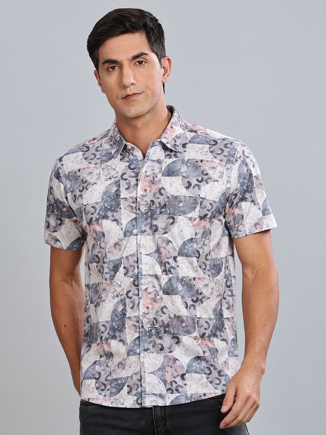 

BULLMER Men Standard Opaque Printed Casual Shirt, Grey
