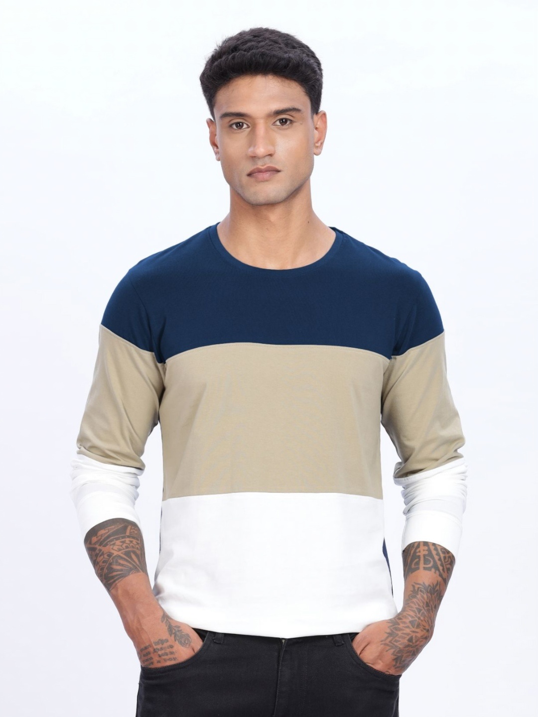 

ADRO Men Colourblocked Round Neck Cotton T-shirt, Navy blue