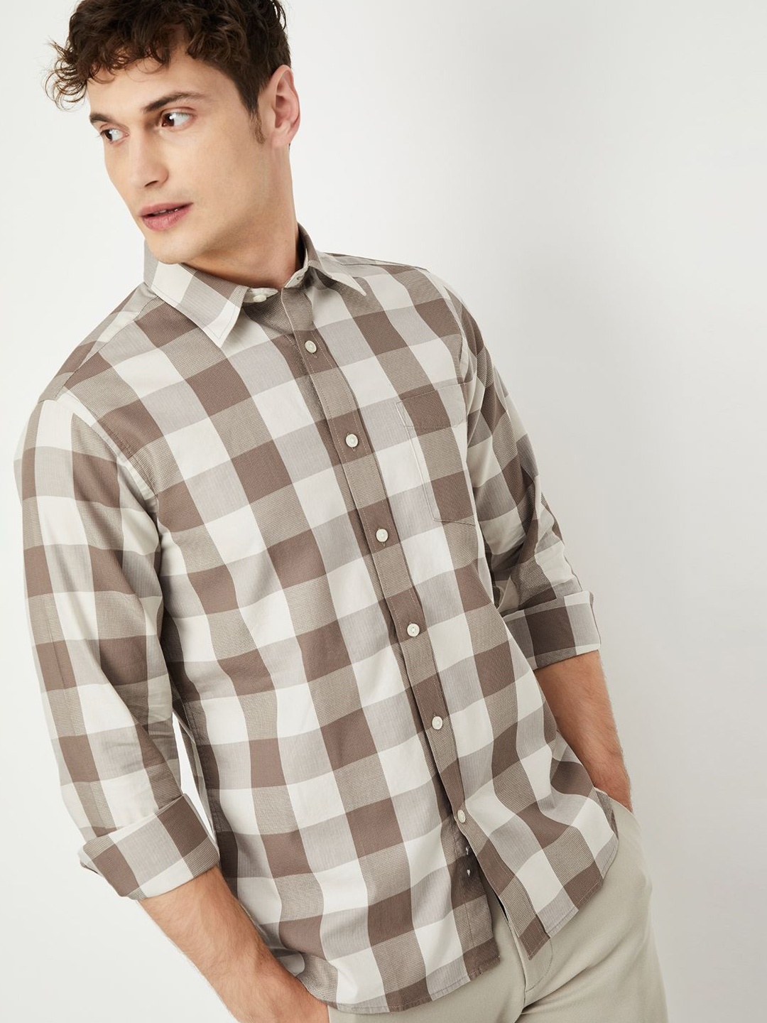 

max Men Spread Collar Buffalo Checked Cotton Casual Shirt, Brown