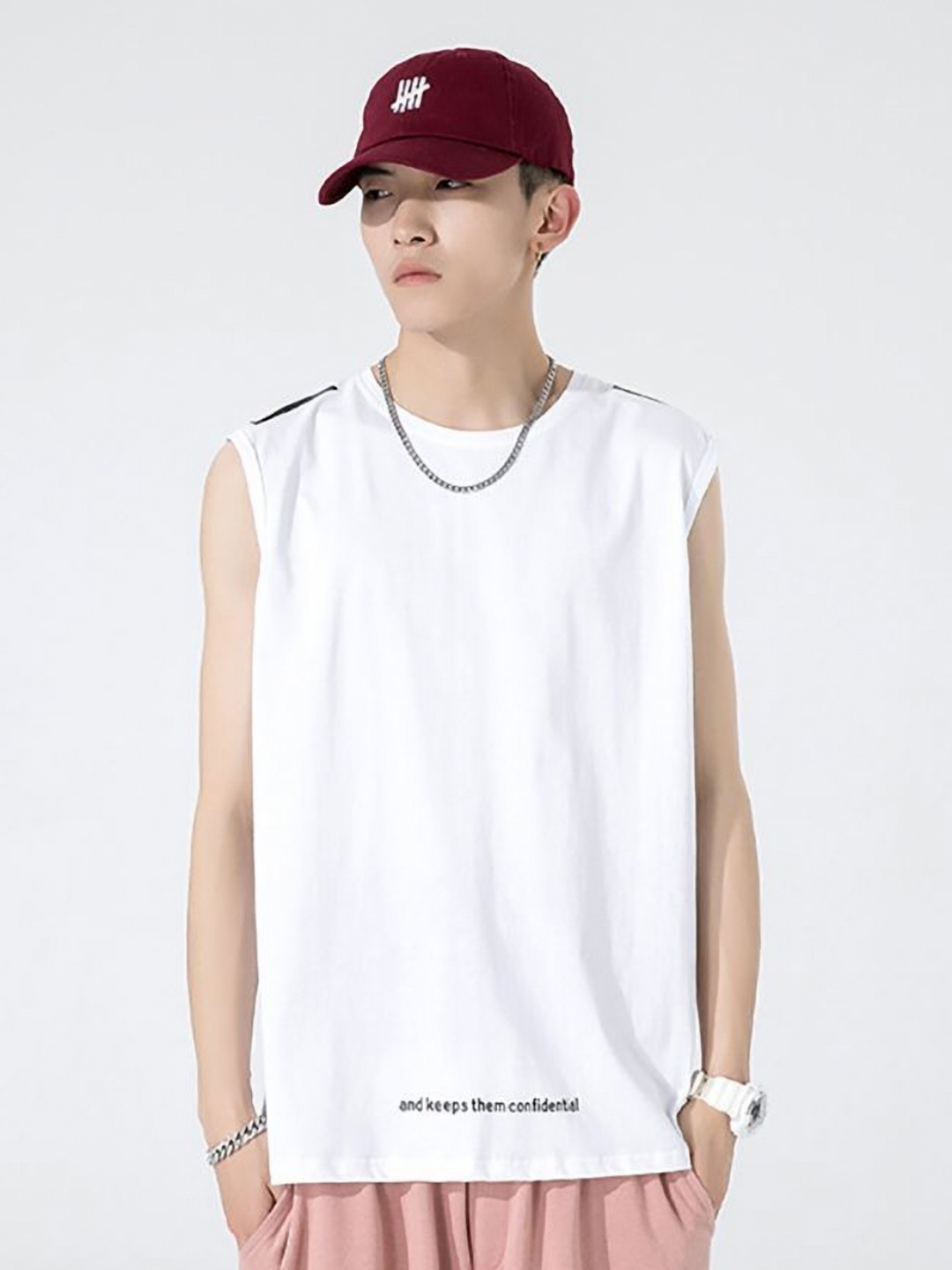 

StyleCast x Revolte Men Solid Round Neck Cotton T-shirt, White