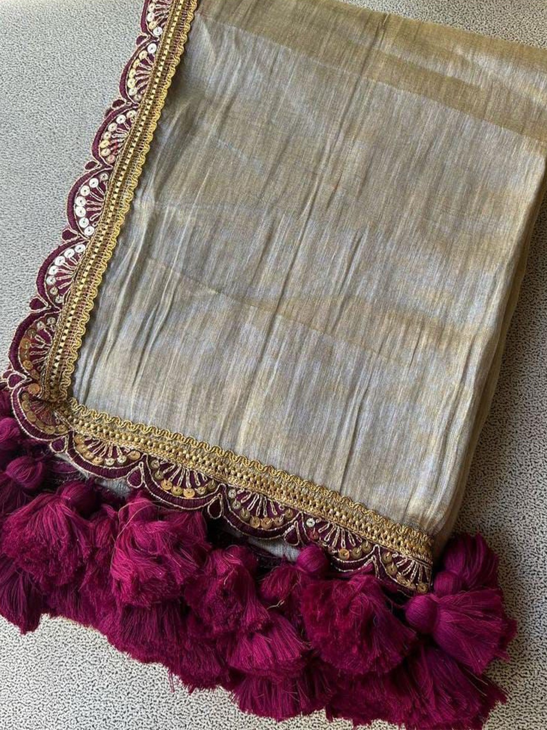 

MANSUBHA Sequinned Silk Blend Banarasi Saree, Cream