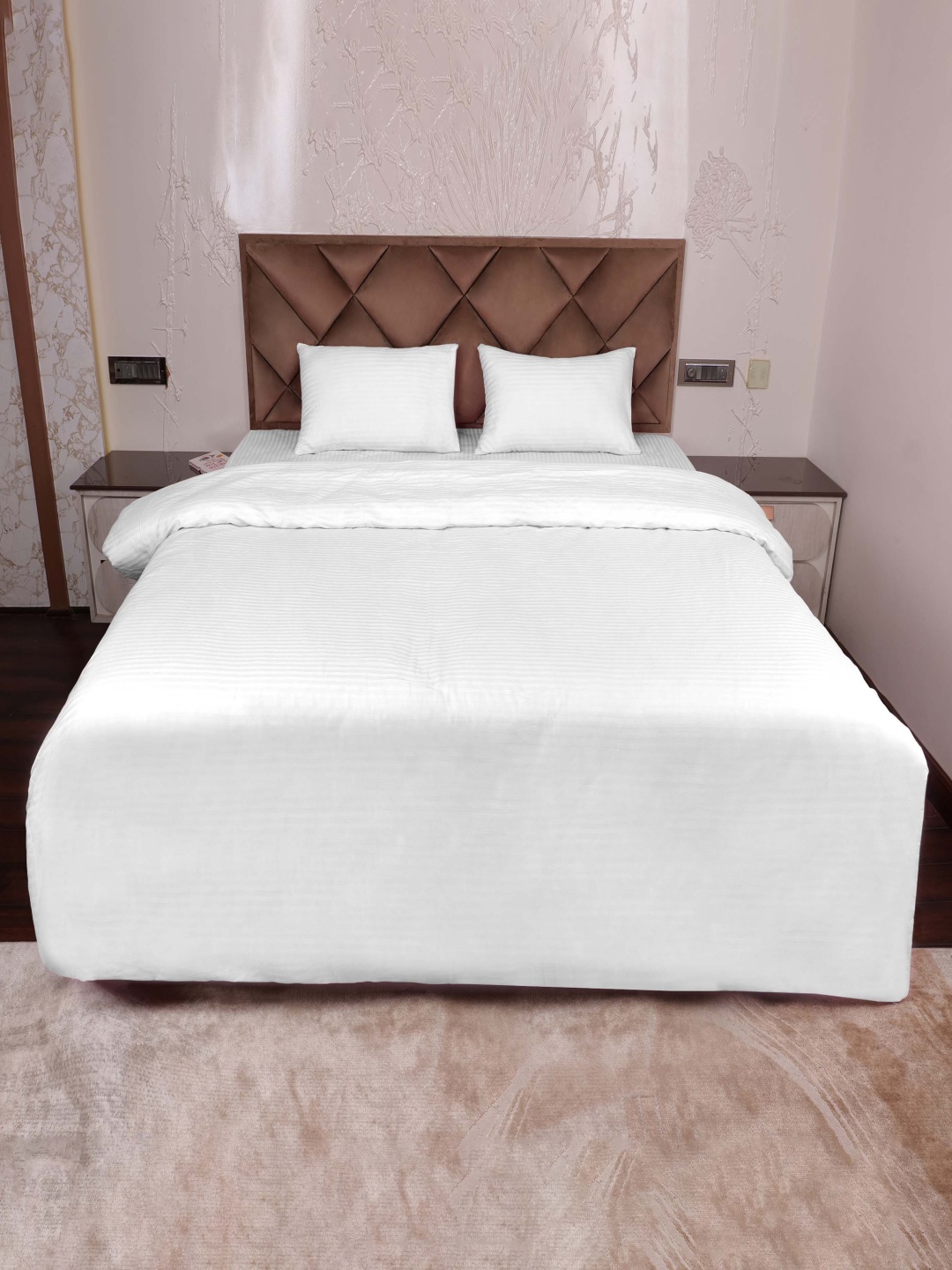 

AJISH White Striped Pure Cotton 310 TC Double Size Duvet Cover With 2 PIllow Covers